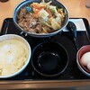 食べ歩き（すき家）