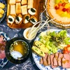 推しのハイタッチ会に初参加　デパ地下でケーキと牛ももの塊を買う