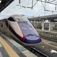 直流モータをフル回転 幅広線路を走る719系5000番台に