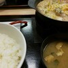 松屋 反則的なうまさ シュクメルリ鍋と牛めし         京成大久保(^-^)/