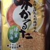 味かるた（蜂蜜醤油）1枚、クラウンメロンのプリン、プチあんドーナツ1個