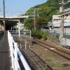 興津駅の切り欠きホーム