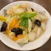 お昼ごはんは町中華へ