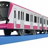 千葉県ご当地VTuber「戸定梨香」新京成電鉄でラッピング電車を1年間運行