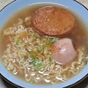 インスタントの醤油ラーメンにおでんを入れて‥