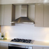 Choosing a Range Hood for Your Kitchen