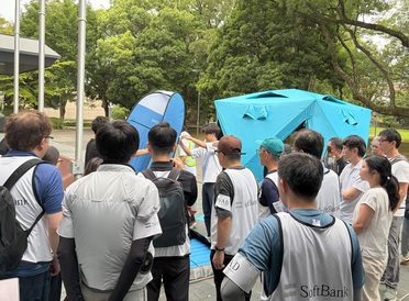 WOTAと連携し、熊本地震による断水地域のシャワー・手洗いを支援。ソフトバンクの公募社員も現地へ