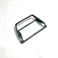 （10）「1/24 トヨタ MR2」を作ります。リヤウィンドウのふちを黒く塗装しました。
