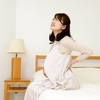 【もう我慢しないで！】妊娠中の便秘、むくみ、腰痛…つらい症状を和らげるセルフケア大全