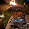 テントの中から。