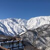 快晴の岩岳スノーフィールドは絶景が見られるも、コースの圧雪、リフト降り場は酷い状態