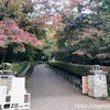 紅葉の見頃には早い柏崎の「松雲山荘」へ行ったら美しい景色と『イノシシ出没』の看板が待っていた…