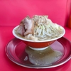 ワシワシ麺、と非乳化のスープがウマい本格二郎系！「ラーメン」＠麺でる 田園調布本店in東京都大田区