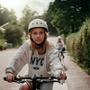 自転車に乗る時ヘルメットを着用していますか？