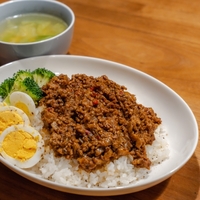 【うさぎとかめ】1000円で本格カレー「バナナ和風本格キーマカレー」のレシピ！キングくん！1000円-1グランプリ！草彅剛・やすとも【6月29日】