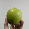 初めてスーパーでりんごを買った。あの頃の嫌な思い出の重みが、少しだけ軽くなった気がした。