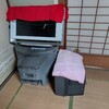 部屋の片隅にかためてあった不要なテレビを、