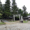 手向山八幡宮（たむけやま）　東大寺境内（奈良市）　平成26年8月14日　寺の中の神社