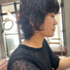 頑張りすぎない大人のナチュラルウルフパーマ
