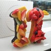 ナンバーケーキで二十歳の誕生を祝う