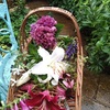 庭の花を活けるよろこび