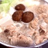 雨に降られた花金。そら豆と水炊き、デザートのケーキ。
