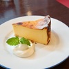 中目黒の「CAFE FACON」でバスクチーズケーキ、インドネシア（ネルドリップ）。