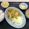 横浜市営地下鉄新羽駅から徒歩3分のところにある定食屋兼居酒屋しらぎくで580円のスタミナ定食を食べてきました