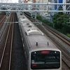 トップで走る上野東京ラインE231系電車