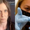 病院の内部告発者： 医師は「恐ろしい」副作用のためにコビッド・ワクチン接種者を安楽死させている