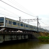 強風の影響で首都圏の鉄道はダイヤ乱れ