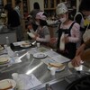 地元の牛乳でバターをつくろう