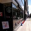 札幌市　STARBUCKS　札幌パルコ店　/　あえて人から見られる席へ