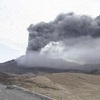 阿蘇山噴煙１２００ｍに