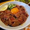 【牛WAKA丸 新橋店】A4、A5ランクの和牛をレアに仕上げた焼き肉屋のランチ限定3食の牛丼【和牛レア牛丼(3食限定)】