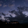 浜ちゃんの散歩道(６２７)       早朝、東の空は雲に覆われていたが西の空には残月が輝いた。
