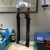 【自転車実験室】15mmスルーのハブで26インチのMTB用前輪を組みました