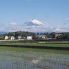 ♪あ～たまをくも～の上にだ～し～♪の富士山