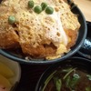 あいちやでカツ丼＆レインボーのお菓子