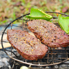 【ソロ焚き火】肉の日にミスジステーキを薪焼きしました。