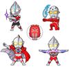 「きっとウルトラマンのそれのように。僕の背中にもファスナーが付いていて～♪」