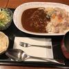 カフェ・シルクロード｜泉岳寺｜喫茶店でカレー＆クリームシチューあいがけ