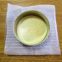 チーズケーキ土台の簡単な作り方 バターとマリーを用意しましょう 春色ソレイユ