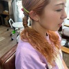 スパイラルパーマの残留ウエーブを活かした大人のツインアレンジ