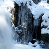 愛媛県久万高原町　雪の遅越の滝と畑野川