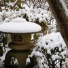 Sat.　雪見灯篭に雪