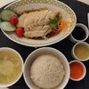 日頃のストレスをシンガポールの食にぶつける