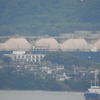 関門海峡を渡る船　2015/07/13　台風の影響を受けた空の雲　海面は明鏡止水