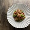 マグロとスナップエンドウの生姜サラダ