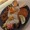 スパイス料理JEERA　キーマカレーとイカのカレー合いがけ TP酸っぱ辛ーいゆでたまご